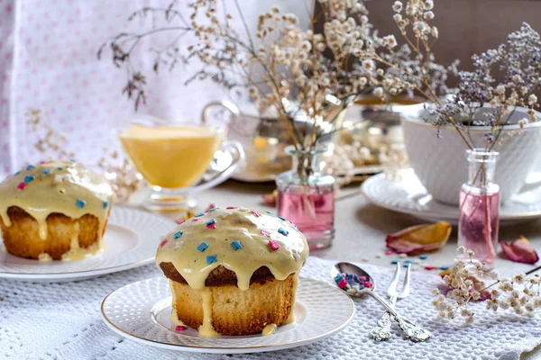 Kek ile ikindi çayı