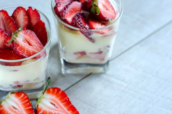 Erdbeerdessert Nahaufnahme, Platz für Text — Stockfoto