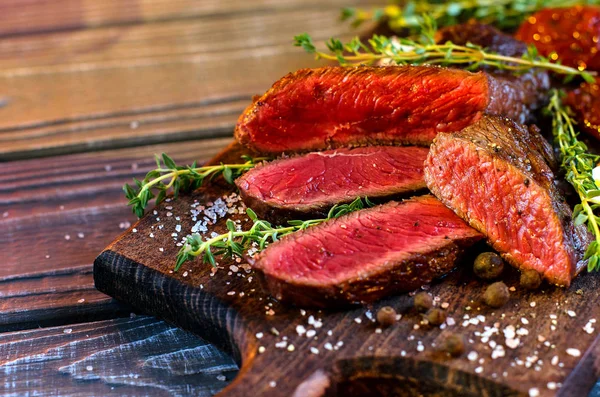 Menü - biftek için güzel arka plan.