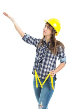 Genç kadın mimar Oluşturucu site Insaati doğrulayın.