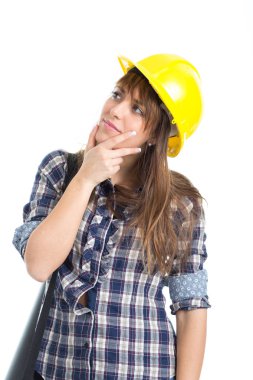 Genç kadın mimar Oluşturucu site Insaati doğrulayın.