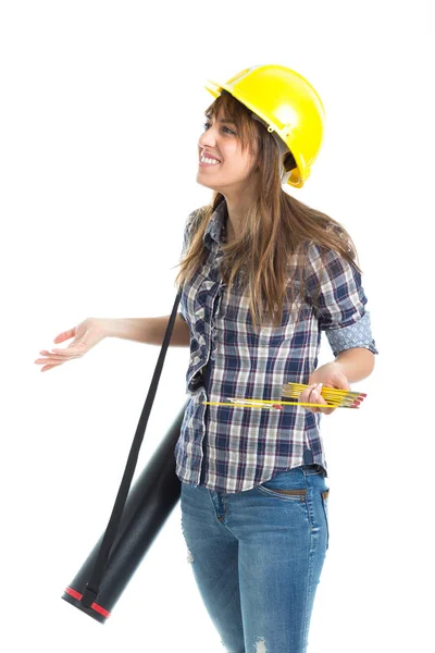Młoda kobieta architekt budowniczy Sprawdź pracy na budowie. — Zdjęcie stockowe