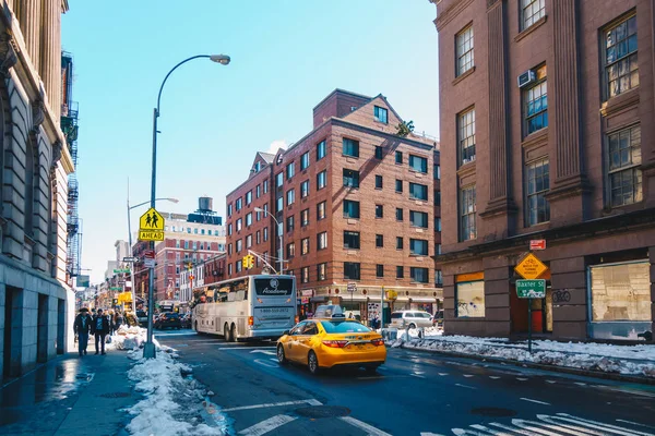 New York City, Amerika Birleşik Devletleri - 19 Şubat 2017. Little Italy, Baxter sokak eski apartmanda en meşhur caddelerinden biridir. Manhattan, New York City
