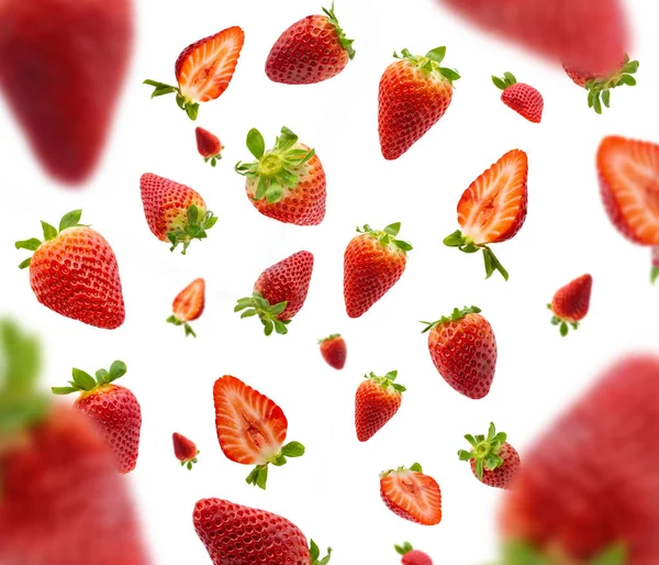 Rijpe Aardbeien Witte Achtergrond Met Kopieerruimte — Stockfoto