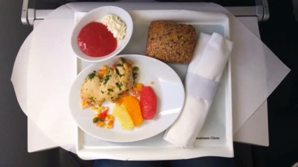 Lunch i business class — Stockvideo