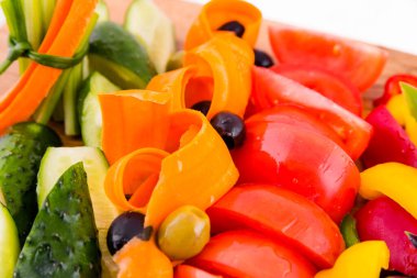 Tahtada taze sebzeler. Yatay fotoğraf