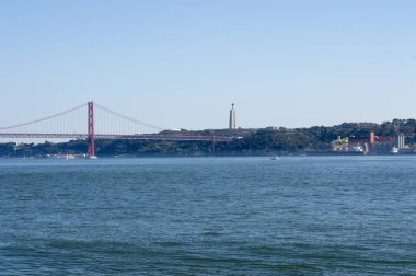 Rio Tajo ve Lizbon Köprüsü, Portekiz
