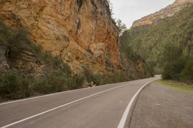 Castellon Ludiente etrafında peyzaj