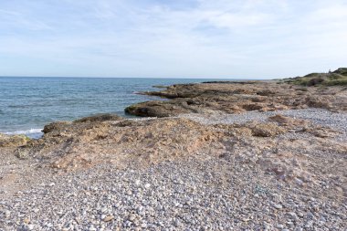 Akdeniz kıyılarında