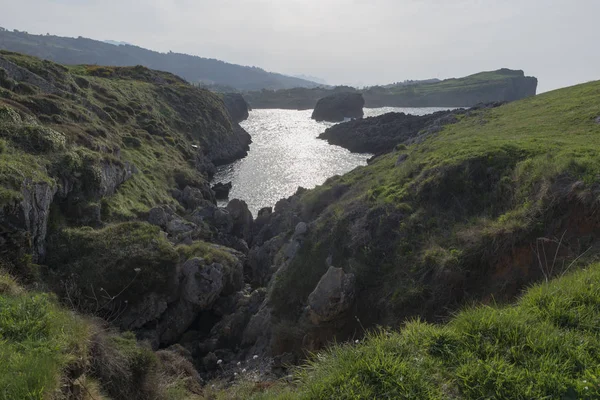 Promenade le long de la Buelna — Photo