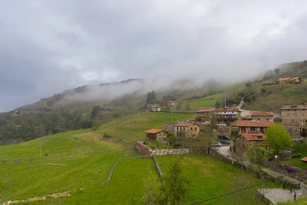 Село Cambarco — стокове фото