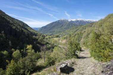 Broto manzara pyrenees içinde