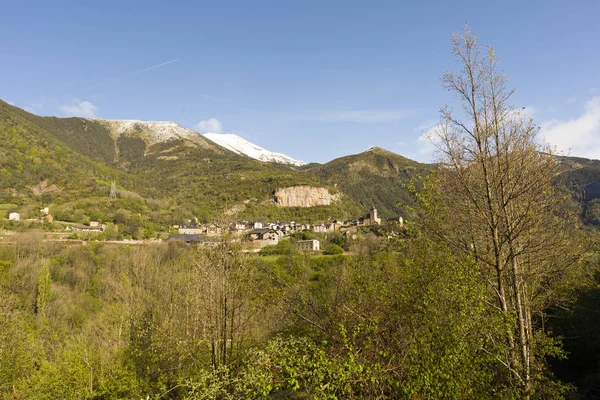 Broto krajina v Pyrenejích — Stock fotografie