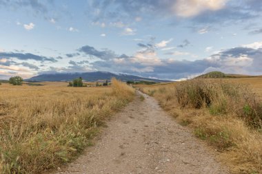 AF tepesine yükselişi