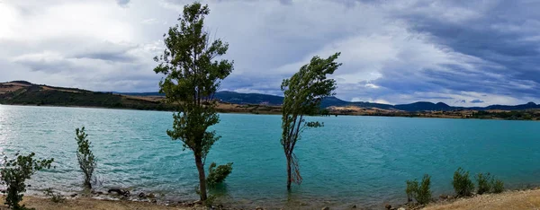 El embalse de Alloz en Lerate — Foto de Stock