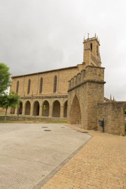 Navarre Obanos kasaba