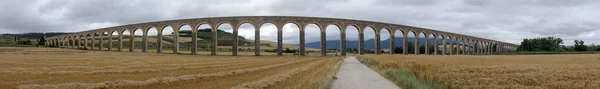 Romerska akvedukten i Navarra — Stockfoto