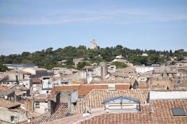 Nimes şehir