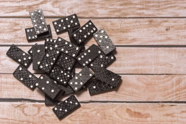 The domino game