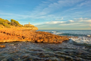Sahil Oropesa del Mar adlı bir gündoğumu