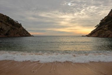 Costa Brava, Girona üzerinde cala giverola