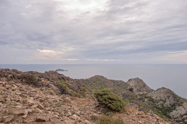 W regionie cap de creus blisko Cadaques, Costa brava — Zdjęcie stockowe