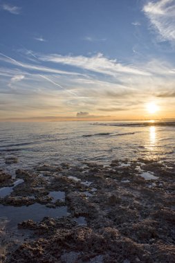 Sahil Oropesa del Mar adlı bir gündoğumu