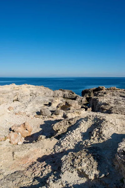 イビサ島、ポルティナトクスの青い海岸 — ストック写真