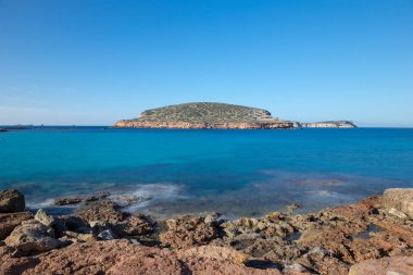 Cala compte, Ibiza duru suları