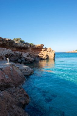 Cala compte, Ibiza duru suları