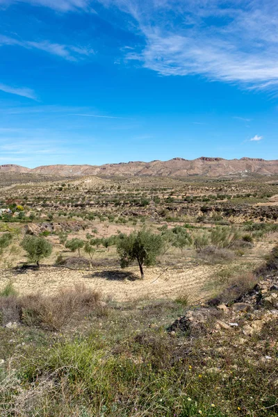 La voie verte de Lucainena sous le ciel bleu à Almeria — Photo