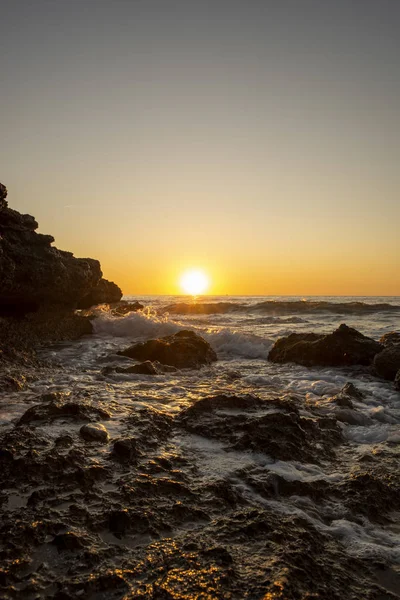 日の出に海のオロペサ海岸 — ストック写真