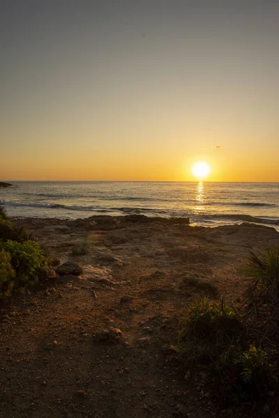 Oropesa kıyıları güneşin doğuşuyla — Stok fotoğraf