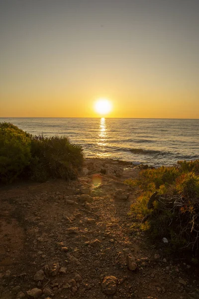 Оропесское побережье моря на восходе солнца — стоковое фото