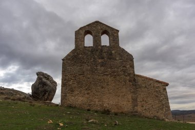 Abandoned hermitage in the castle of Gormaz, Soria