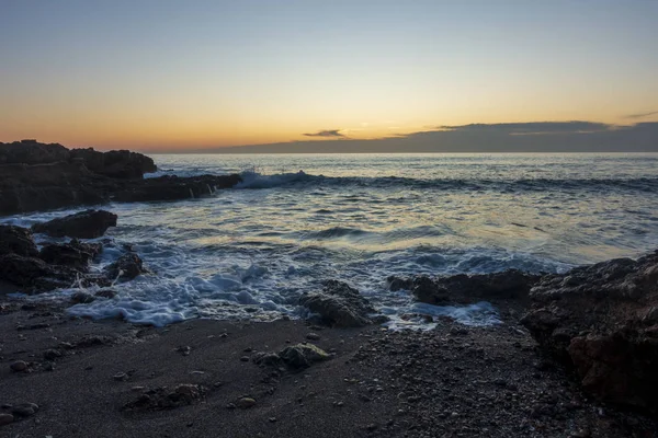 La costa en la Renega de Oropesa al amanecer — Foto de Stock