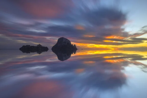 Die Insel es vedra von Ibiza bei Sonnenuntergang — Stockfoto