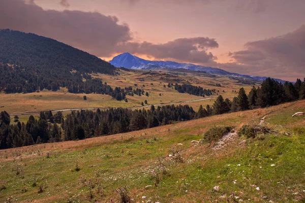 Ein Sonnenuntergang Den Bergen Des Aran Tals Spanien — Stockfoto