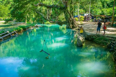 Vang Vieng ünlü Blue Lagoon