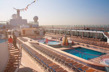 büyük lüks motor yat dışarı yol altında denizde