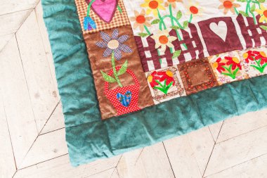 Patchwork yorgan arka plan olarak bir parçası. El yapımı