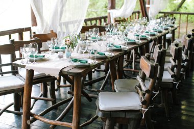 Festival sofra gözlük. Düğün masa dekor. Klasik tarzı, setout, düzen tablosu ayarı.