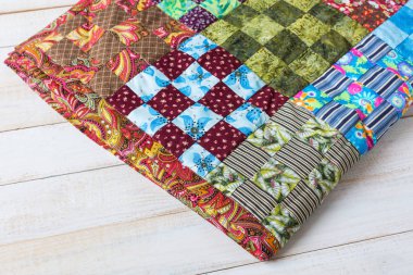 kapitone, iç, rahatlık, kültür, aplike kavramı - parlak paçavralar içinde popüler Amerikan tekniği patchwork yapılmış renkli Tekstil iş sanat ve el sanatları, el yapımı, dikiş