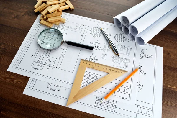 Engineering, apparatuur, papier, liniaal en potlood tekening — Stockfoto