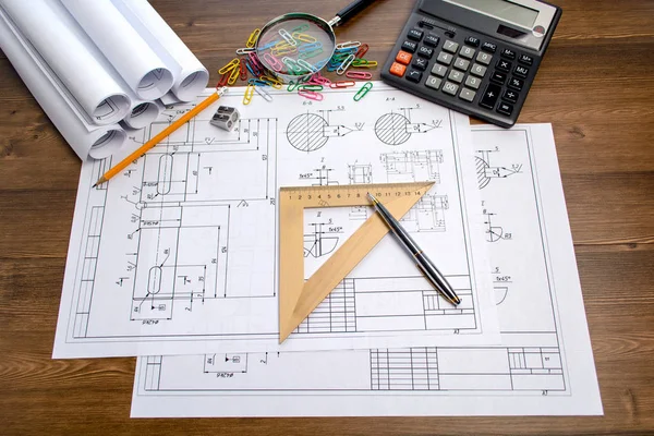 Engineering, apparatuur, papier, liniaal en potlood tekening — Stockfoto