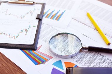 Mali yazdırılan kağıt çizelgeleri, grafikler ve diyagramlar. Bilim ve teknoloji. 