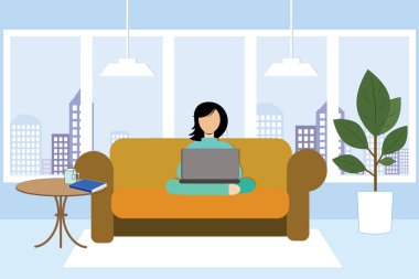 Kanepede oturan ve şehirdeki bir pencerenin arka planında dizüstü bilgisayarla çalışan bir kız. Vektör çizimi. Evde kal..