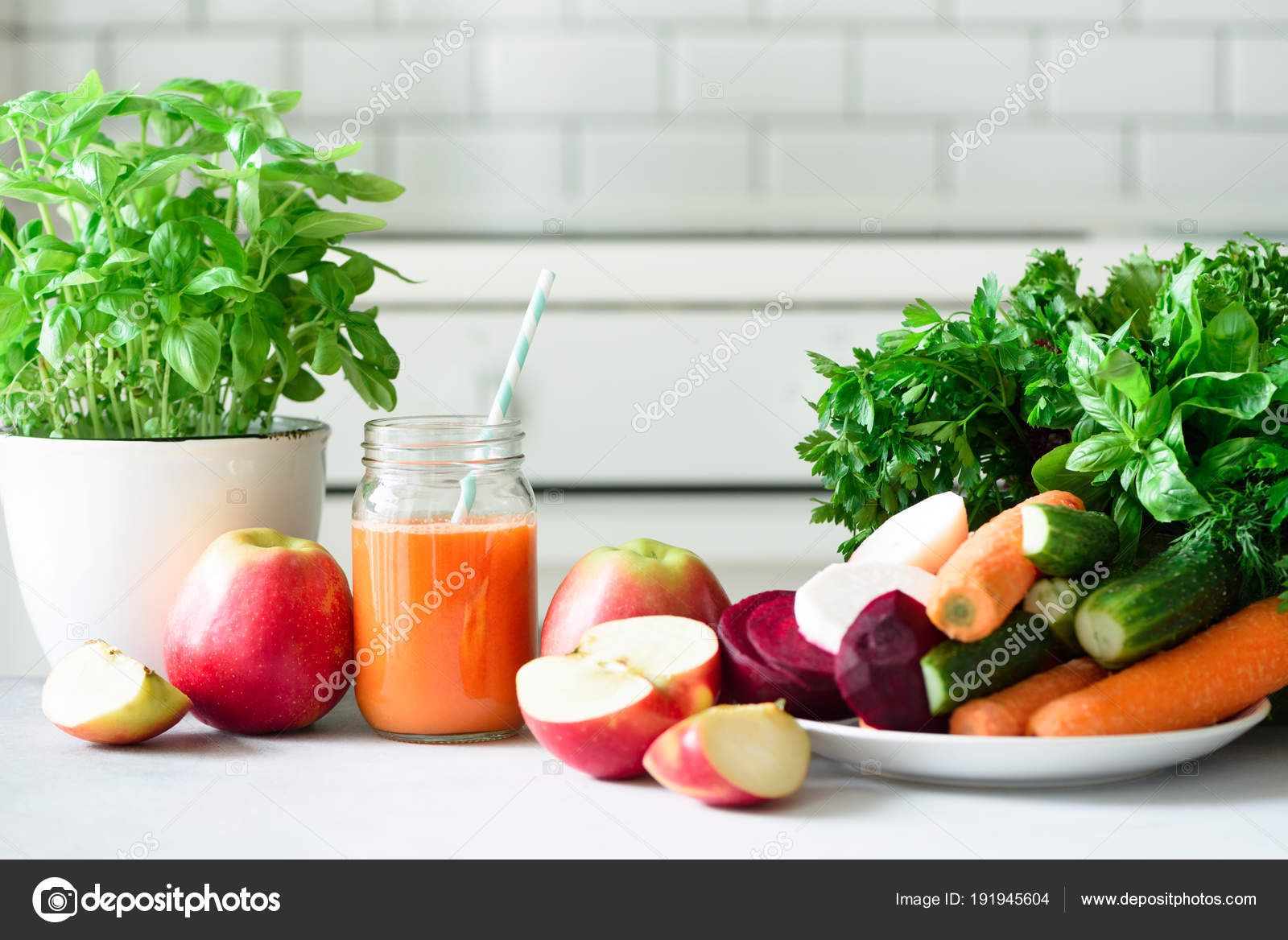 dieta cetriolo e sedano ananasio