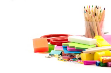 geri okul kavramı. beyaz üzerine çeşitli Kırtasiye