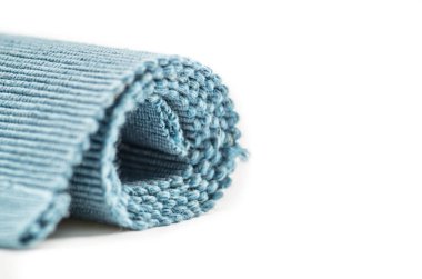 keten doku masa örtüsü bir rulo